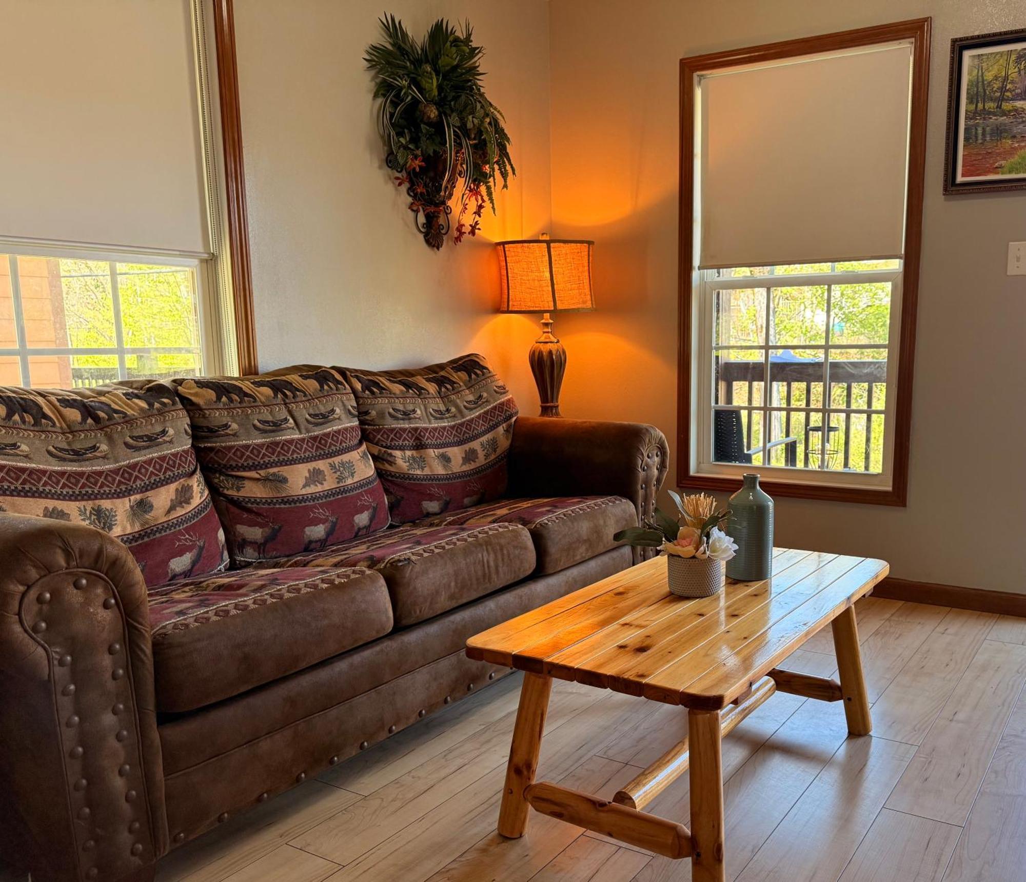 Qualla Cabins And Motel Cherokee Near Casino Whittier ภายนอก รูปภาพ