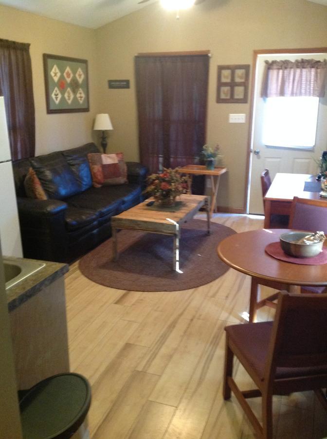 Qualla Cabins And Motel Cherokee Near Casino Whittier ภายนอก รูปภาพ