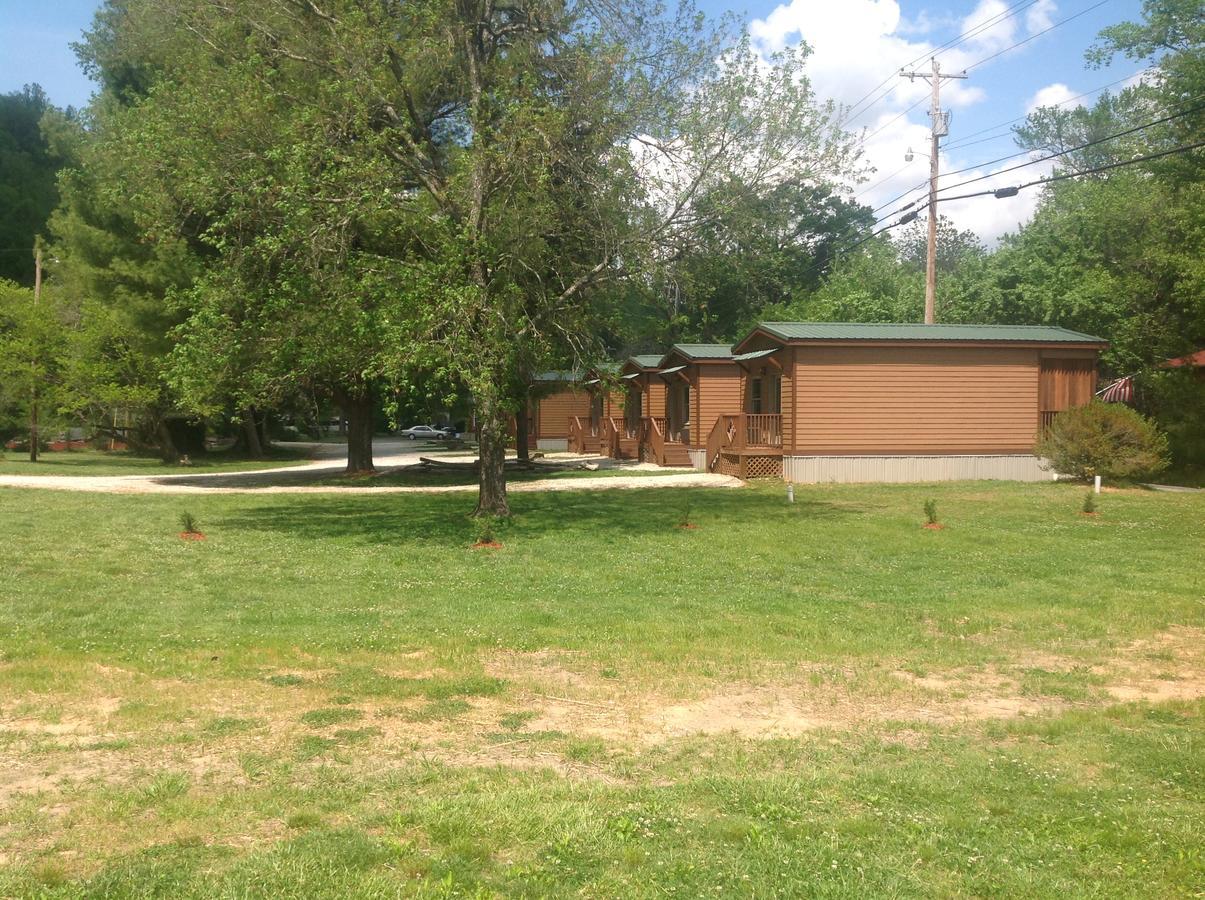 Qualla Cabins And Motel Cherokee Near Casino Whittier ภายนอก รูปภาพ