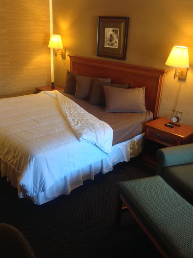 Qualla Cabins And Motel Cherokee Near Casino Whittier ภายนอก รูปภาพ